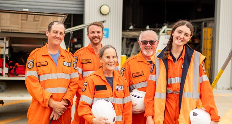 The Esperance State Emergency Services unit were recognised at the WAFES Awards for going above and beyond their normal duties while performing a delicate recovery earlier this year.